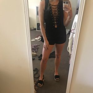 Black Tie up Romper